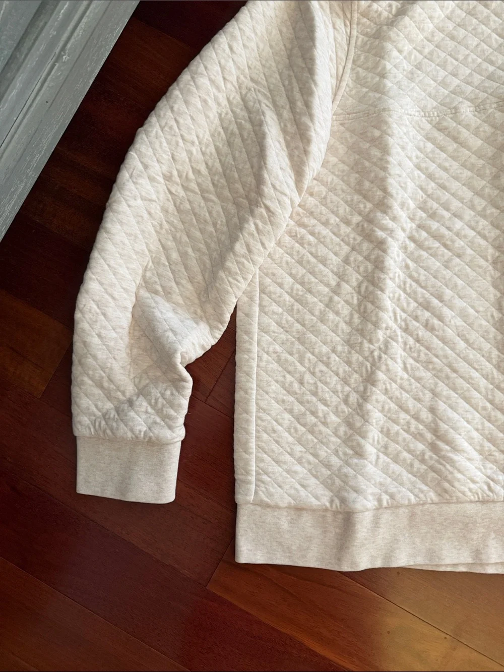 Patagonia Cream Quilted Zip-Style Pullover with Brown Trim - Picture 4 of 7